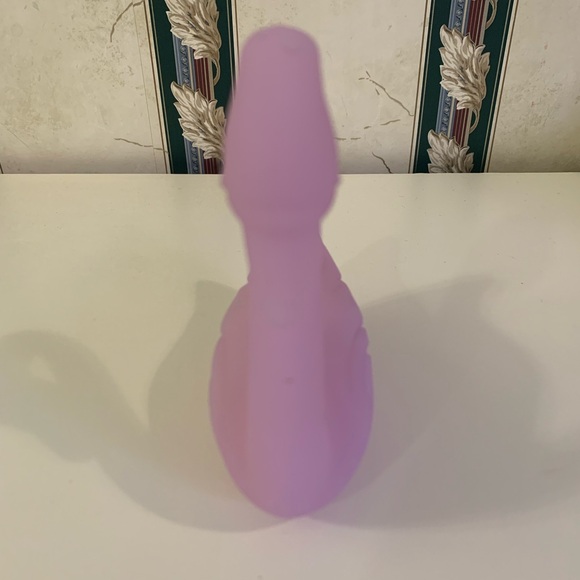 Fenton Lavender Satin Swan Figurine - Picture 7 of 9